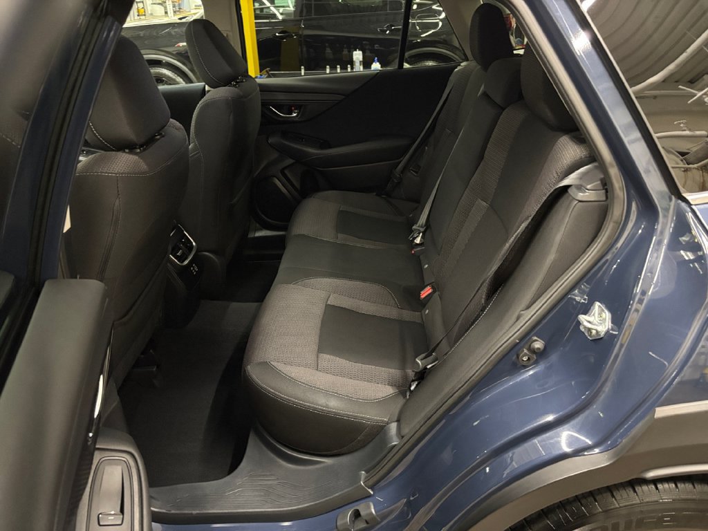 Used 2024 Subaru Outback Premium AWD/4WD image 14