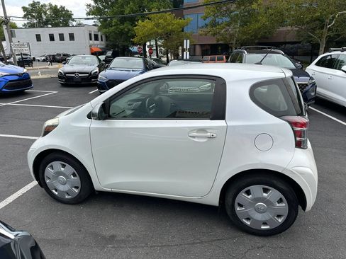 Used 2012 Scion iQ w/ Rear Speaker Pkg FWD image 8