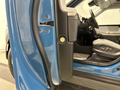 Used 2024 Rivian R1T Adventure AWD/4WD image 30