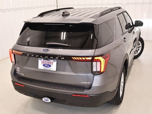 New 2026 Ford Explorer Active AWD/4WD image 38