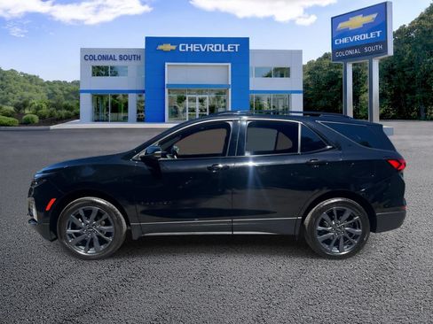 Certified 2024 Chevrolet Equinox RS w/ RS Leather Package AWD/4WD image 3