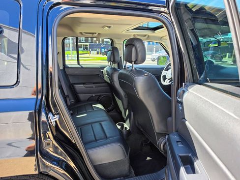 Used 2016 Jeep Patriot High Altitude AWD/4WD image 28