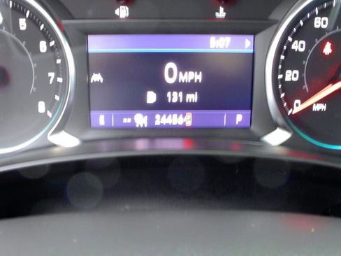 Used 2023 Chevrolet Equinox LT image 9