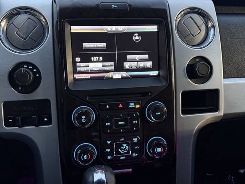 Used 2014 Ford F150 Platinum image 27