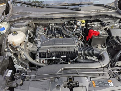 Used 2025 Ford Escape Active image 40