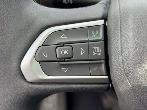Used 2025 Jeep Compass Limited w/ High Altitude Package AWD/4WD image 20