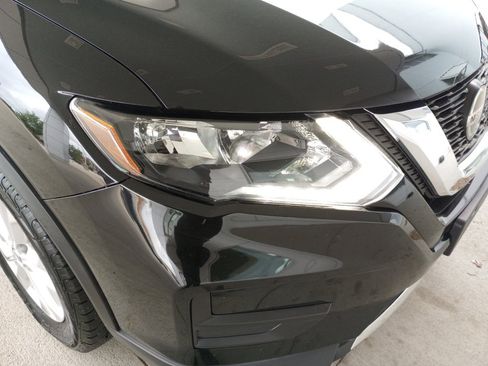 Used 2018 Nissan Rogue S w/ S Value Package image 28