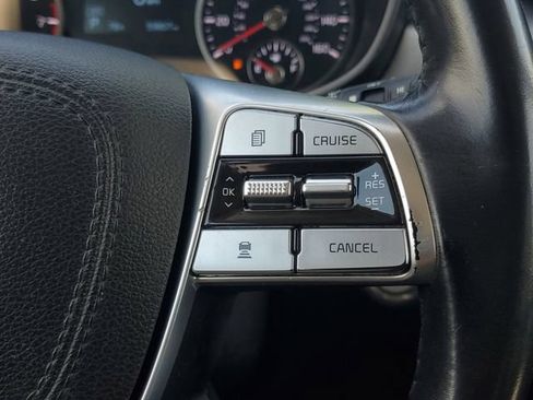 Used 2022 Kia Telluride S FWD image 22