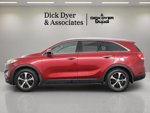 Used 2017 Kia Sorento EX w/ EX V6 Premium Package FWD image 15