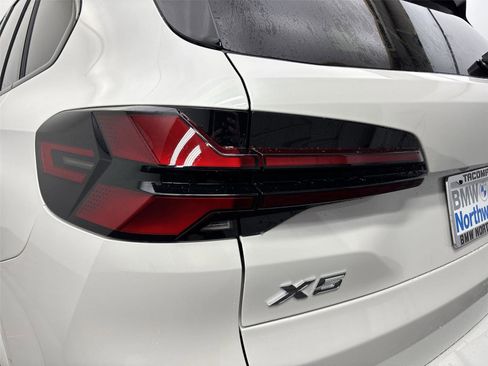 New 2026 BMW X5 xDrive50e w/ Executive Package image 19