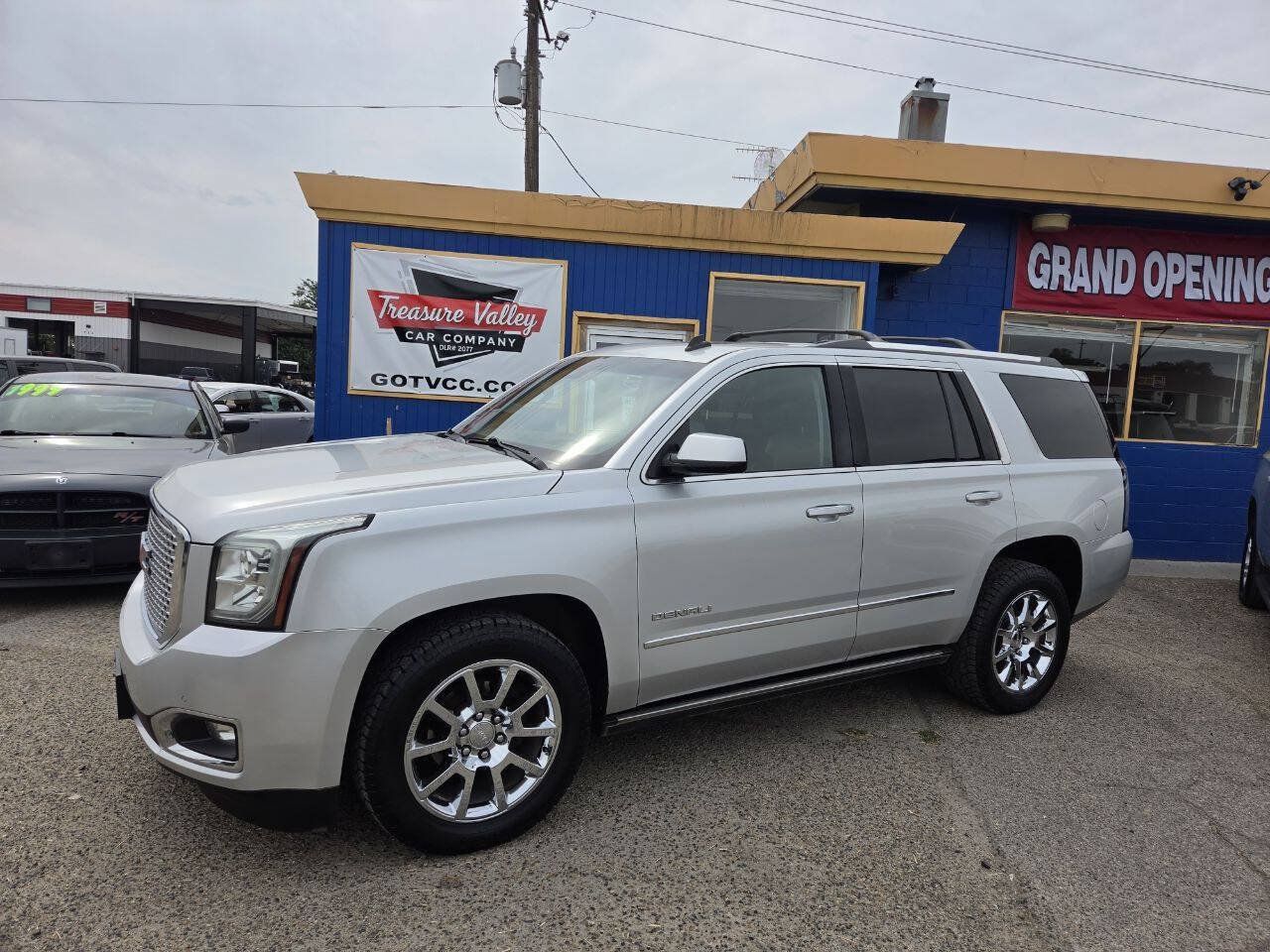 Used 2015 GMC Yukon AWD/4WD image 1