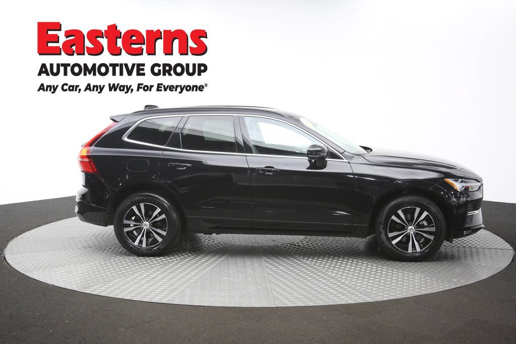 Used 2023 Volvo XC60 B5 Core FWD image 46