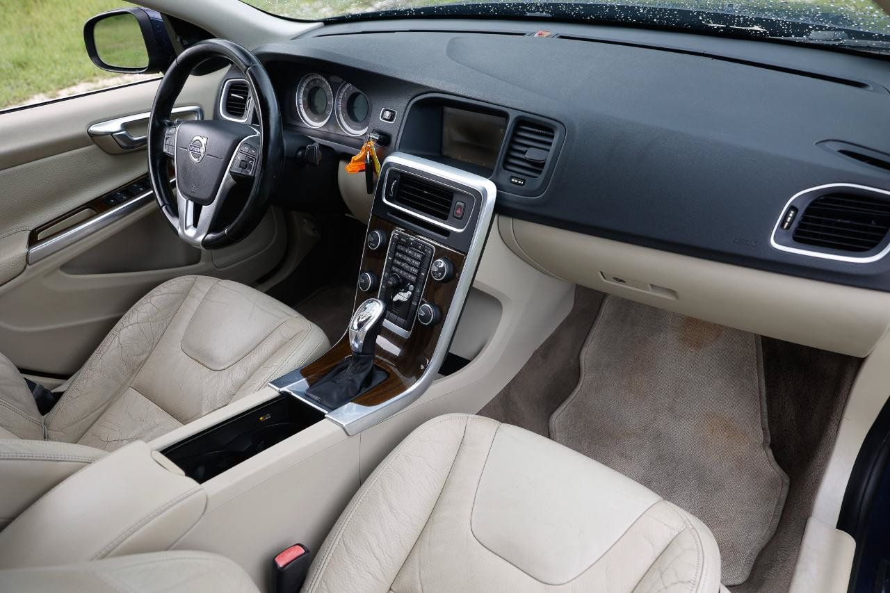 Used 2013 Volvo S60 T5 FWD image 18