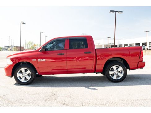 Used 2016 RAM 1500 Express w/ Popular Equipment Group RWD image 5