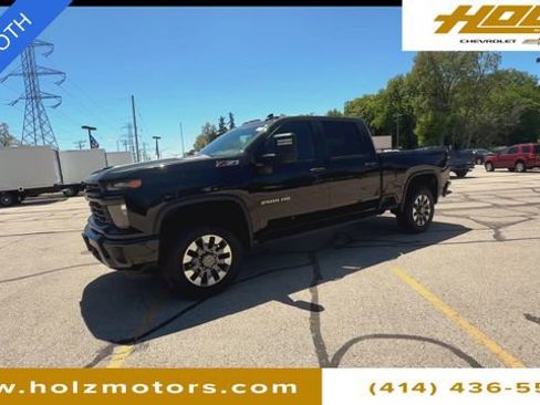 Certified 2024 Chevrolet Silverado 2500 Custom w/ Custom Value Package AWD/4WD image 4