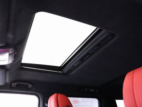 Used 2022 Mercedes-Benz G 63 AMG 4MATIC image 11