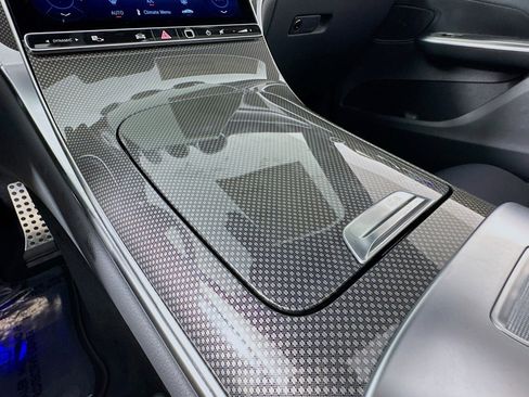 New 2026 Mercedes-Benz GLC 300 image 5