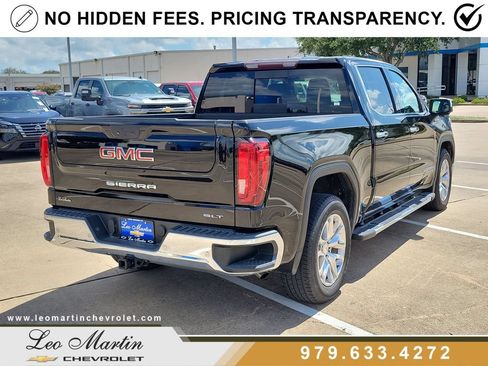 Used 2020 GMC Sierra 1500 SLT RWD image 3