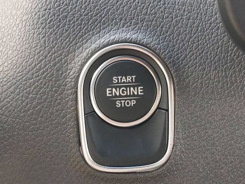 Used 2022 Mercedes-Benz Sprinter 2500 image 23