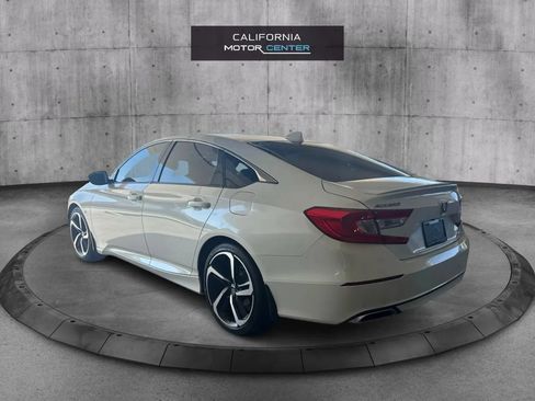 Used 2018 Honda Accord Sport image 7