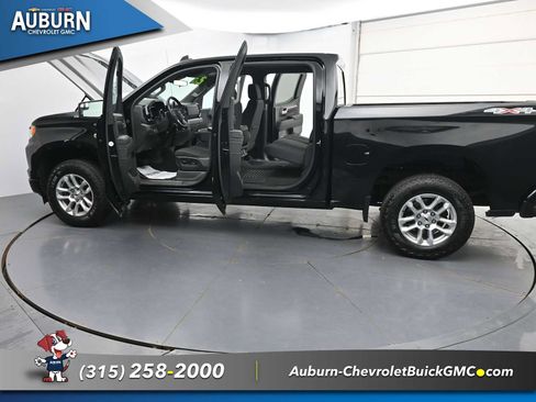Used 2023 Chevrolet Silverado 1500 RST AWD/4WD image 37