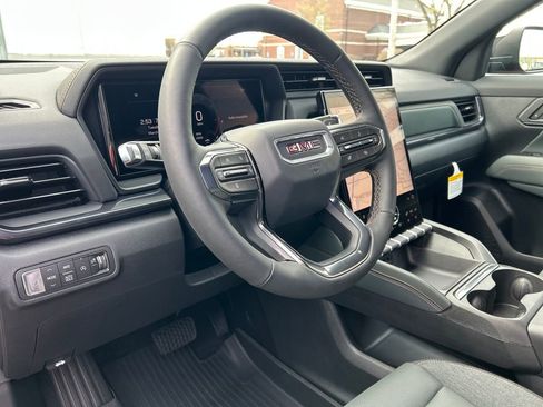 New 2026 GMC Terrain AT4 w/ LPO, Floor Liner Package image 11