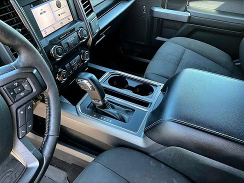 Used 2019 Ford F150 XLT w/ Equipment Group 302A Luxury AWD/4WD image 21
