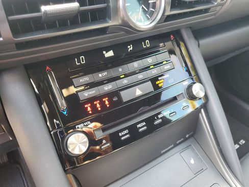 Used 2024 Lexus IS 350 F Sport RWD image 22