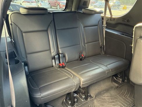 Used 2023 GMC Yukon XL Denali w/ Advanced Technology Package image 38