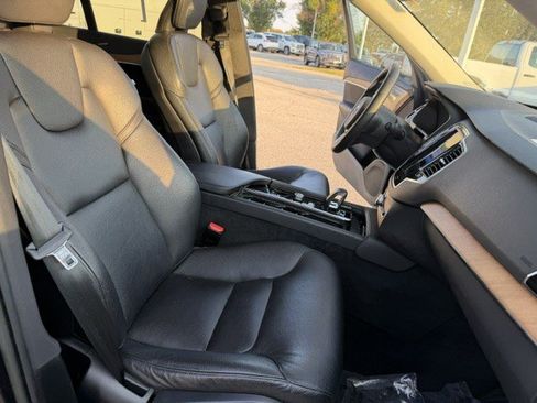 Used 2023 Volvo XC90 T8 Plus w/ Protection Package Premier AWD/4WD image 43