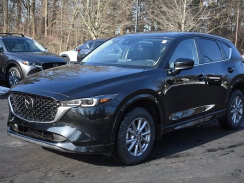 New 2025 MAZDA CX-5 AWD 2.5 S w/ Select Package image 2