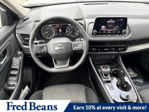 New 2026 Nissan Rogue SV w/ Cold Weather Package AWD/4WD image 19