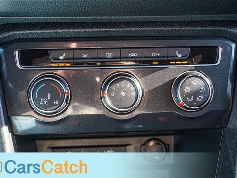 Used 2024 Volkswagen Tiguan S image 39