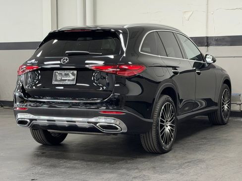 Used 2026 Mercedes-Benz GLC 300 image 12