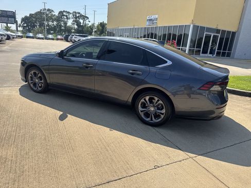 Used 2023 Honda Accord EX image 22