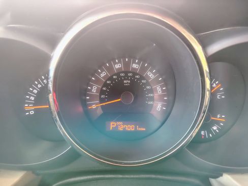 Used 2011 Kia Soul ! FWD image 12