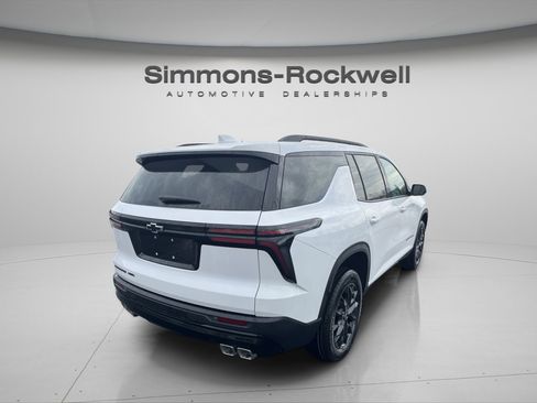 New 2026 Chevrolet Traverse LT w/ Midnight/Sport Edition AWD/4WD image 7