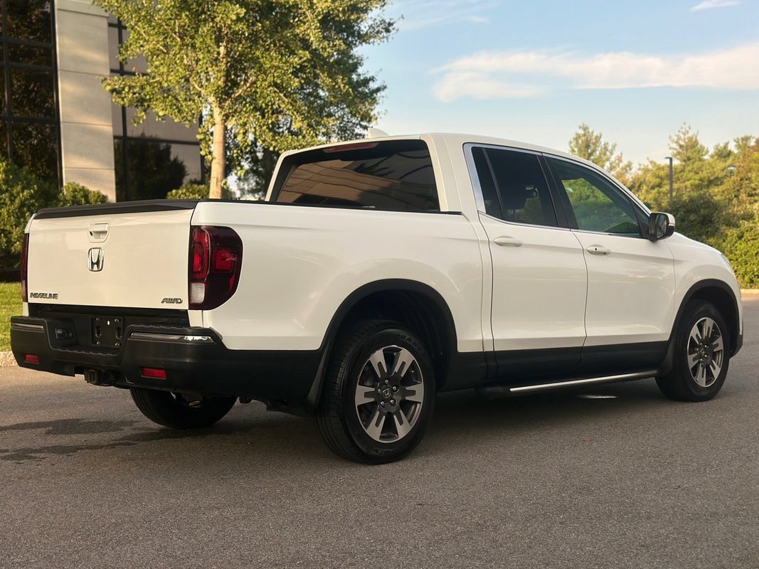 Used 2017 Honda Ridgeline RTL image 7