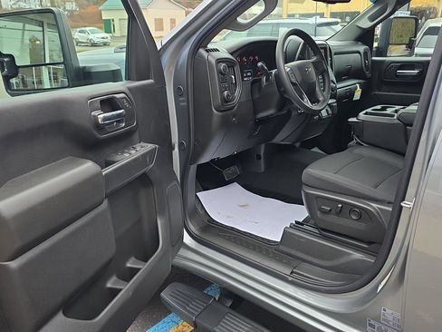 New 2025 Chevrolet Silverado 2500 Custom w/ Custom Value Package image 14