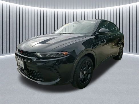 Used 2024 Dodge Hornet R/T Plus w/ R/T Blacktop Package image 17