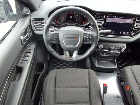 Used 2025 Dodge Durango AWD w/ Technology Group image 27