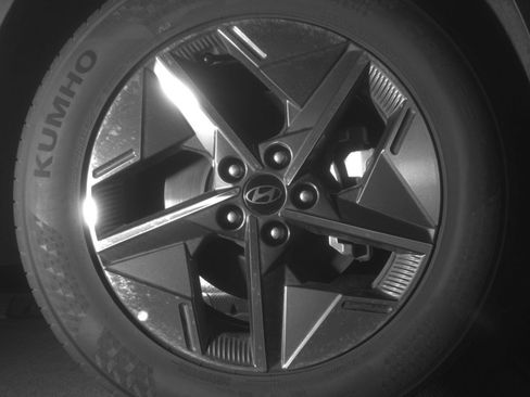 Used 2026 Hyundai Tucson SEL FWD image 16