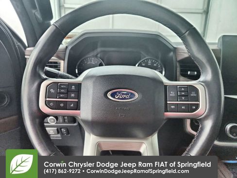 Used 2024 Ford Expedition Limited image 21