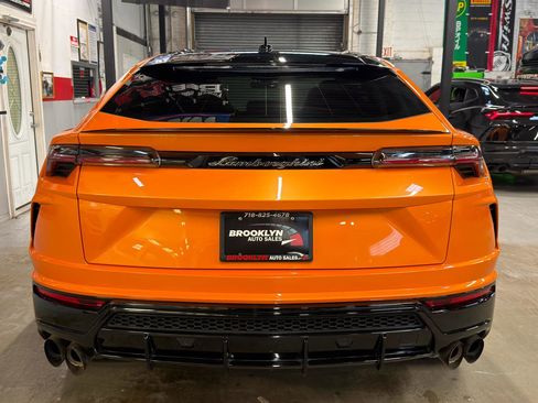 Used 2022 Lamborghini Urus image 7