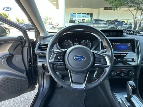 Used 2018 Subaru Crosstrek 2.0i Premium w/ Moonroof Package AWD/4WD image 14