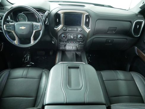 Used 2020 Chevrolet Silverado 1500 High Country w/ Technology Package AWD/4WD image 19