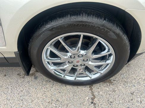 Used 2014 Cadillac SRX Performance AWD/4WD image 9