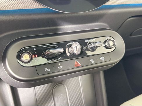 New 2026 MINI Cooper 2-Door Hardtop FWD image 16