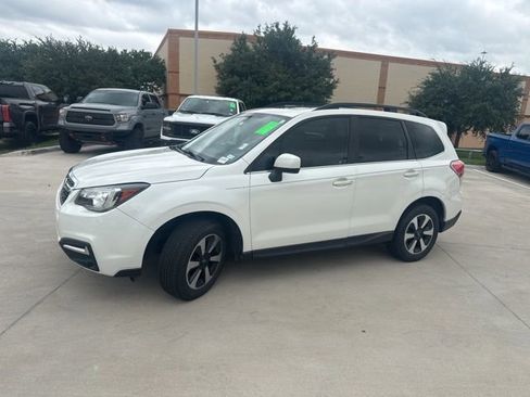 Used 2018 Subaru Forester 2.5i Limited AWD/4WD image 7