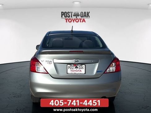 Used 2014 Nissan Versa SV FWD image 6